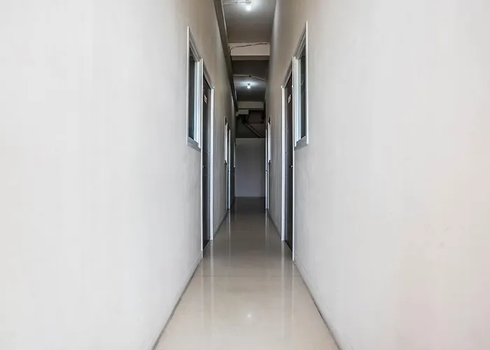 Oyo 2230 Ava Guest House Jakarta
